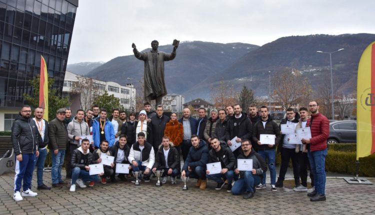 Në 81 vjetorin e lindjes së themeluesit të UT-së Fadil Sulejmanit u organizua turneu tradicional i shahut