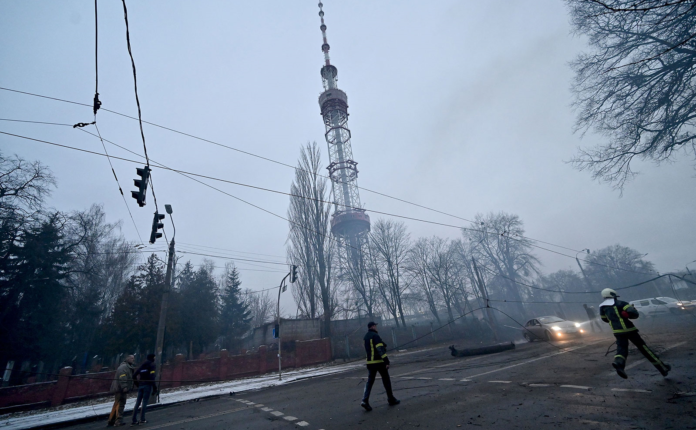 5 të vrarë në sulmet pranë kullës televizive në Kiev