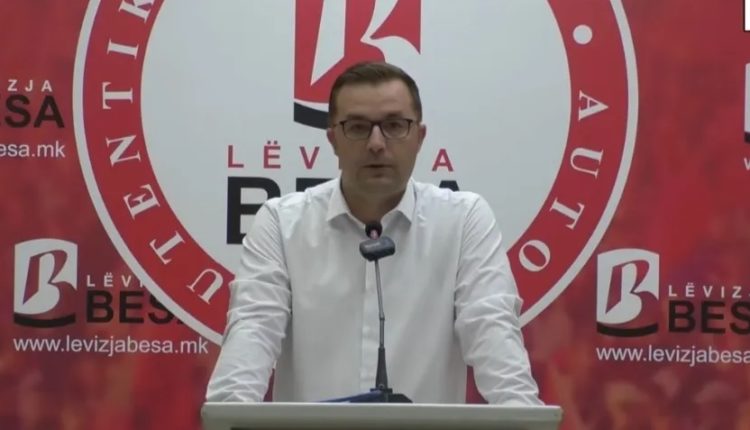 Astrit Iljazi nga Lëvizja BESA: Komuna e Çairit e pa aftë, 104 filloristë mësojnë në sallën e sportit!