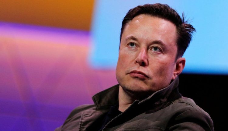 Elon Musk në Guinness, humbi 182 miliardë dollarë në një vit