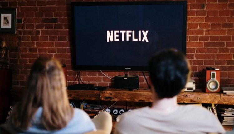 Netflix ul çmimet në më shumë se 30 vende për të tërhequr abonentë të rinj