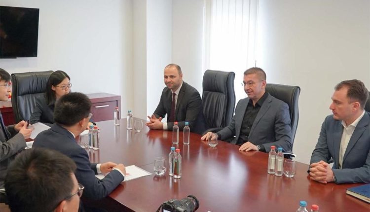 Mickoski u takua me ambasadorin kinez Xhang Zuo