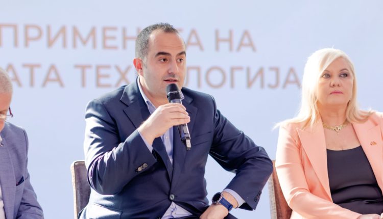 Shaqiri: Jemi të fokusuar në digjitalizimin e shërbimeve që ofron sistemi arsimor nacional