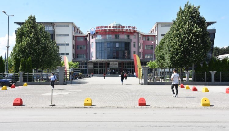 Universiteti i Tetovës propozon që 22 Nëntori – Dita e Alfabetit Shqip të shpallet festë shtetërore edhe në Shqipëri dhe në Kosovë