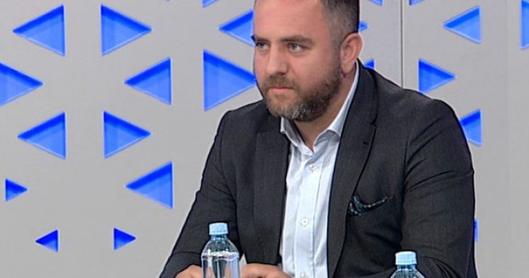 Toshkovski: E keqpërdorën emrin e ambasadores për të fshehur arsyen e vërtetë të shkarkimit të kryetares së Këshillit Gjyqësor
