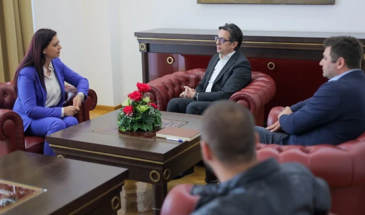Takim i presidentit Pendarovski me përfaqësues të Federatës Kombëtare të Fermerëve