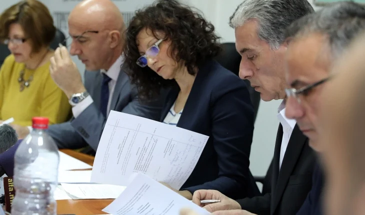 KSHPK: Debat i gjerë publik për nëntë propozim-ligjet e ligjeve në lidhje me Korridoret 8 dhe 10 D
