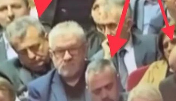 Vuçiq vuri në gjumë serbët në Rashkë