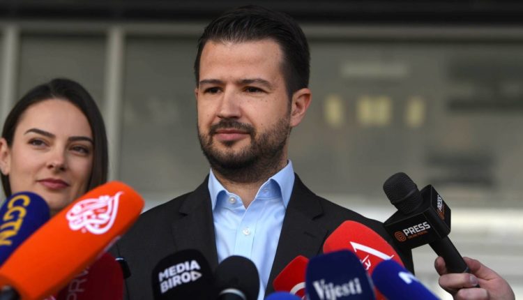 Kush është Jakov Milatoviqi, njeriu që rrëzoi nga pushteti pas rreth 30 vjetësh Milo Gjukanoviqin?