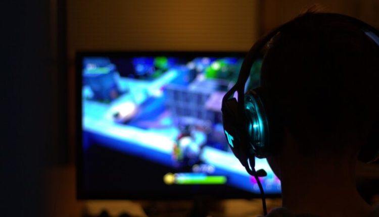 Studimi: Personat që luajnë video lojëra janë vendimmarrësit më të mirë
