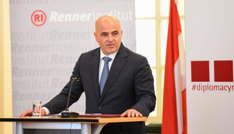 Kovaçevski: Anëtarësimi në NATO ngriti vlerësimin ndërkombëtar të Maqedonisë së Veriut dhe rriti investimet e huaja