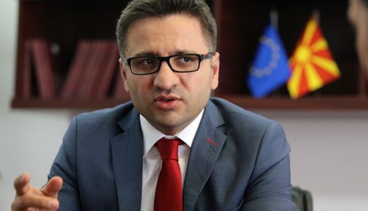 Paga e ministrit Fatmir Besimi nga 71.145 denarë rritet në 125.960 denarë
