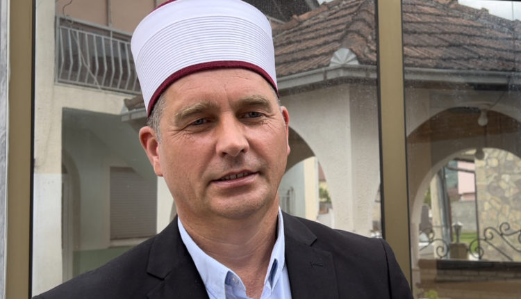 Sedllarcë mbi 20 nxënës përfunduan leximin e Kuranit