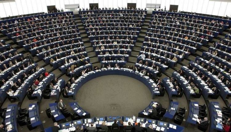 Shtyhet votimi i raportit të progresit për Maqedoninë e Veriut në PE