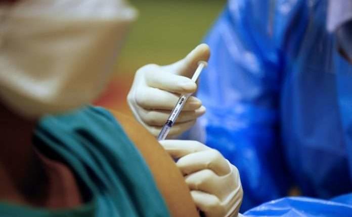 Dezinformatat ndikojnë në vaksinimin kundër kancerit në qafën e mitrës