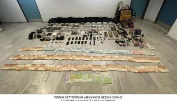 Si e kishin fshehur djemt nga Shkupi kokainën në banane