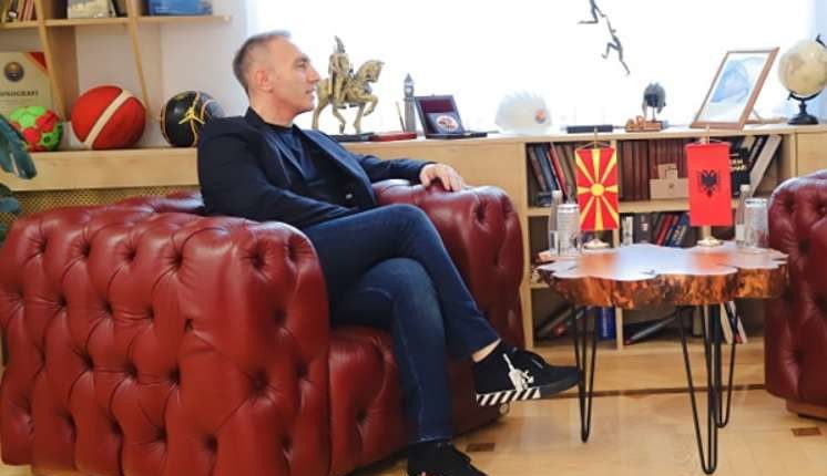Jo 450 por 130 euro, çmimi i patikeve! Grubi: VMRO, fabrikë për gënjeshtra! (Foto)