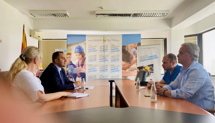Shaqiri në takim me SPASH-in: dialogu konstruktiv për arsim më cilësor për mbrojtjen dhe avancimin e të drejtave të mësimdhënësve