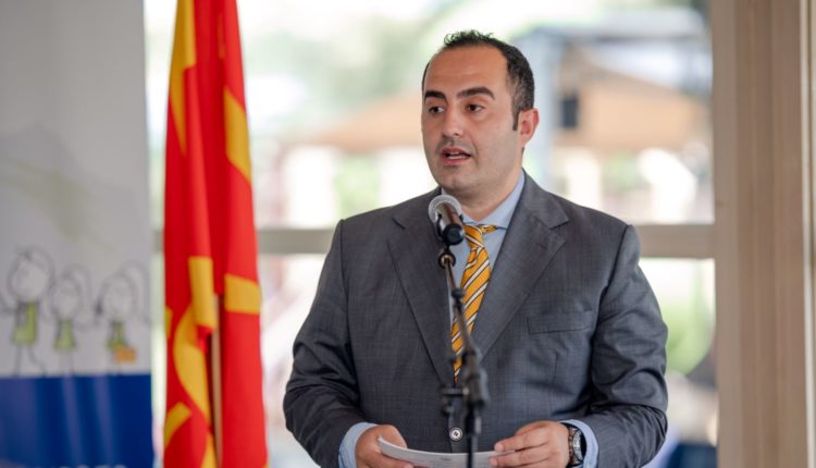 MASH dhe OSBE-ja ndanë grante për shkollat për realizimin e aktiviteteve të përbashkëta mësimore dhe jashtëmësimore për nxënës të përkatësive të ndryshme etnike