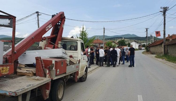 Sllupçani nuk lëshon pe, në Haraçinë sot përfundon aktiviteti i EVN që vjedhjet e rrymës të ulen në 10 për qind