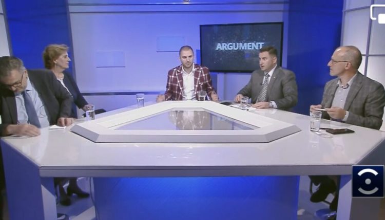 Kandidatët për rektor të UT-së braktisin garën drejtëpërdrejtë në TVM2, lëshojnë studion