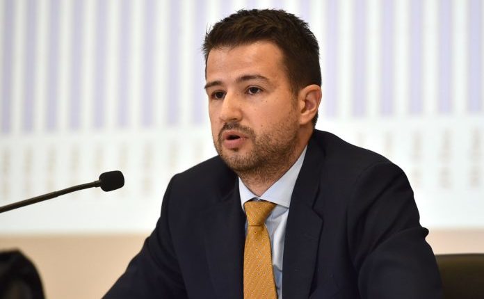 Millatoviq: E inkurajoj dialogun në Shkup për ndryshimet kushtetuese që duhet t’i zbatoni