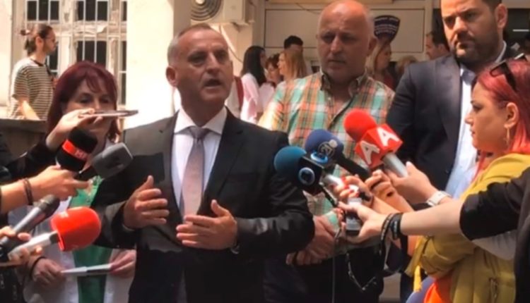 Mexhiti: Nuk i nënshtrohemi presioneve politike, ne udhëheqim politikat shëndetësore