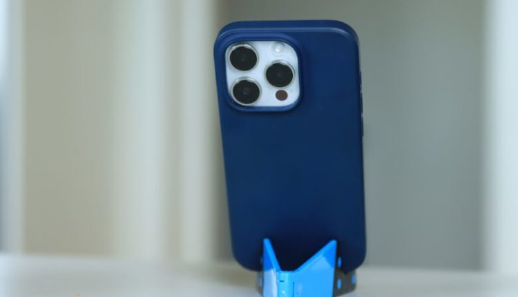 Nuk do të nevojitet një mbrojtëse për telefon – iPhone e ardhshëm do të kenë një dizajn super-rezistent