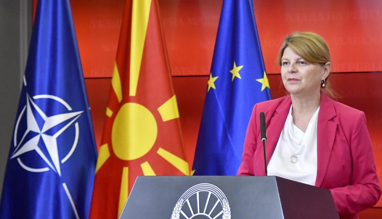 Shukova: Po fillojmë me shpërndarjen e fondeve për komunat për përmirësimin e infrastrukturës ujore në vend sipas metodologjisë së përcaktuar