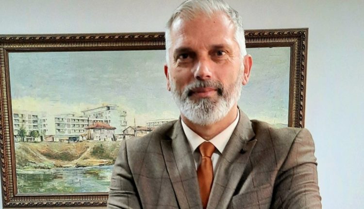 Arrestohet ish-zyrtari i Vetëvendosjes/ Ish-nën kryetar i komunës së Mitrovicës akuzohet për kurrupsion