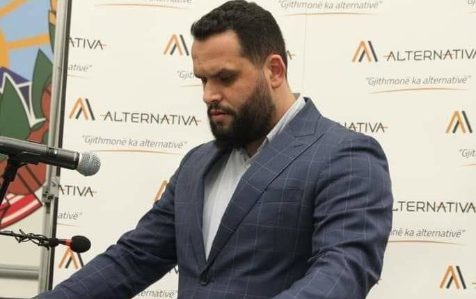 Kryetar i Degës Alternativa – Kumanovë Orhan Kurtishi pas djegies në Gjykatën Themelore: Kujt po i pastrohet lëkura?