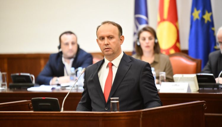 Afrim Gashi: Ky propozim për ndryshime kushtetuese është më shumë antieuropian se sa që ka për qëllim integrimin e vendit në BE