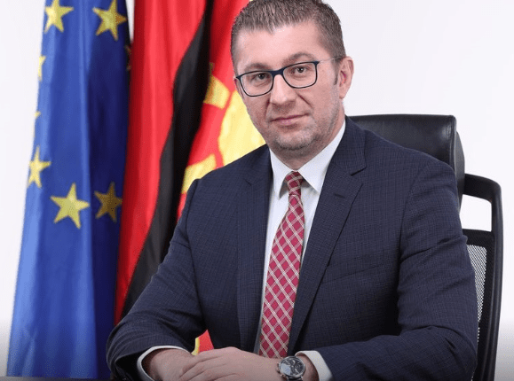 Mickoski: Për veshë do t’i sjellim në Maqedoni personat e arratisur, që kanë vjedhur para nga qytetarët