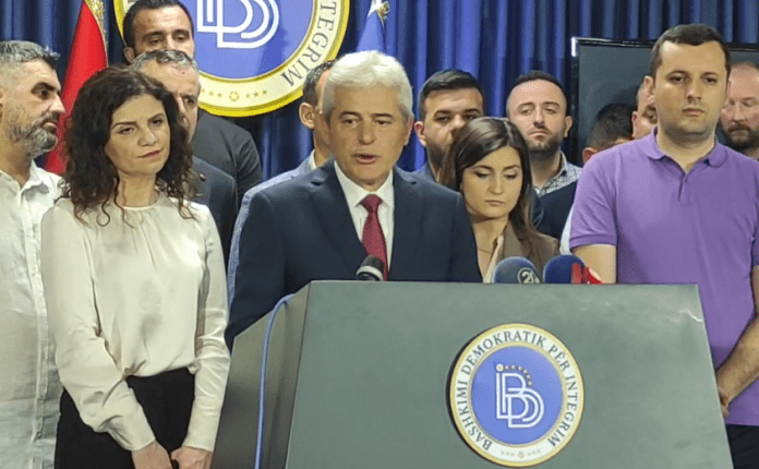 Ahmeti shpall rezultatet e zgjedhjeve brendapartiake, në Çair fiton Bekim Neziri