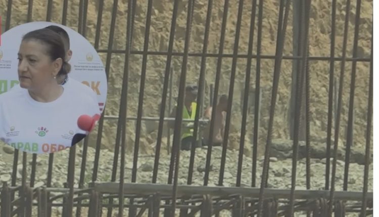Punëtorë të ekspozuar në diell, ndërtojnë ”Rrugën e Kaçanikut”