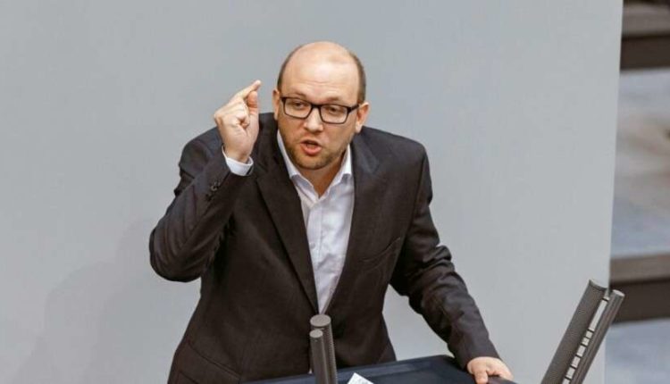 Sarrazin: RMV-ja duhet të bëjë ndryshimet kushtetuese për të filluar negociatat me BE-në