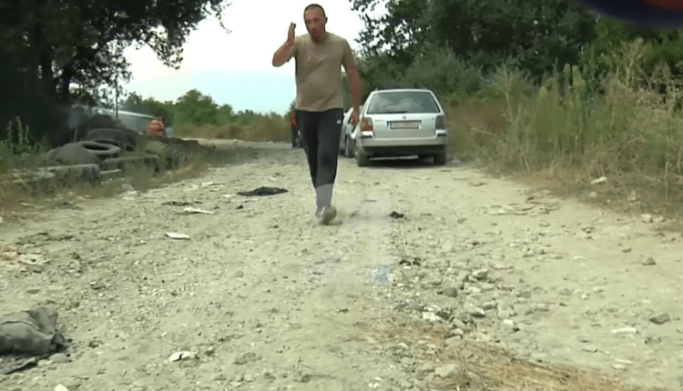Përfundon në polici pronari i deponisë që shau dhe kërcënoi punonjësit e mediave