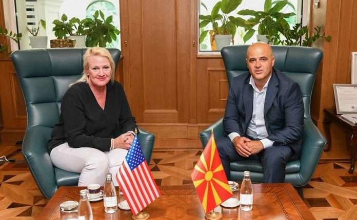 Kovaçevski-Aggeler: Vendin e presin vendime të guximshme dhe të vështira