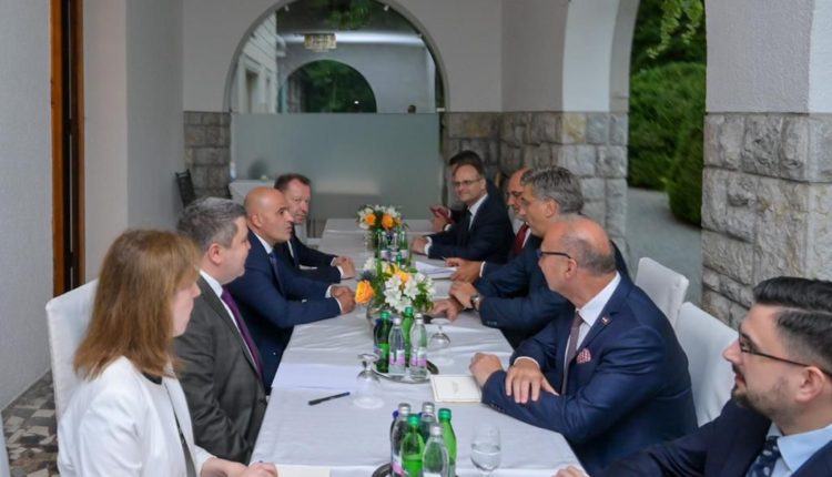 Kovaçevski-Plenkoviq: Integrimi evropian është mekanizmi më i mirë për përparim