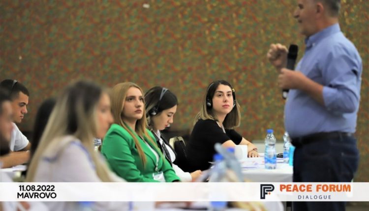 Zbulohen disa nga emrat e profesorëve që do ti trajnojnë “liderët e rinjë” në “Peace Forum Dialogue”