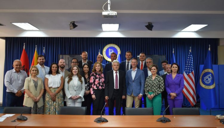 Ali Ahmeti realizoi takim me delegacionin amerikan nga Ohajo, Misisipi, Teksas dhe Ilinois