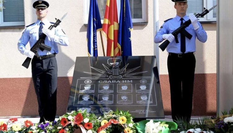 Kumanovë, pllakë përkujtimore për policët e vrarë në “Lagjen e Trimave”