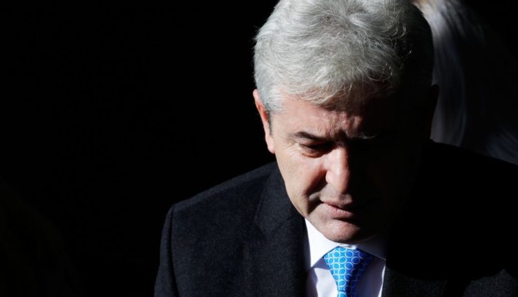 Kush largohet nga Ali Ahmeti, e humb rrugën!