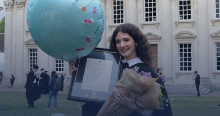 Mirlinda Ademi, shqiptarja nga Gostivari që doktoroi në Universitetin e Cambridge