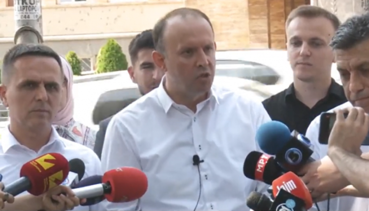 Kasami, Mexhiti dhe Gashi: Qeveria të hedh në votim ndryshimet kushtetuese, të largohet edhe “20 përqindëshi”