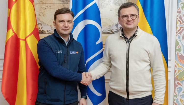 Osmani iu bashkua urimeve për pavarësinë e Ukrainës përmes postimeve në Twitter