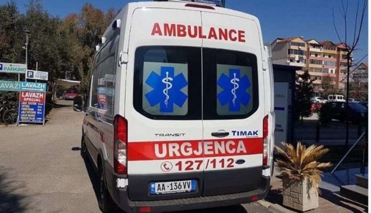 E rëndë në Tiranë, gjendet i pajetë menaxheri i sigurisë i qendrës tregtare, dyshohet për vetëvrasje