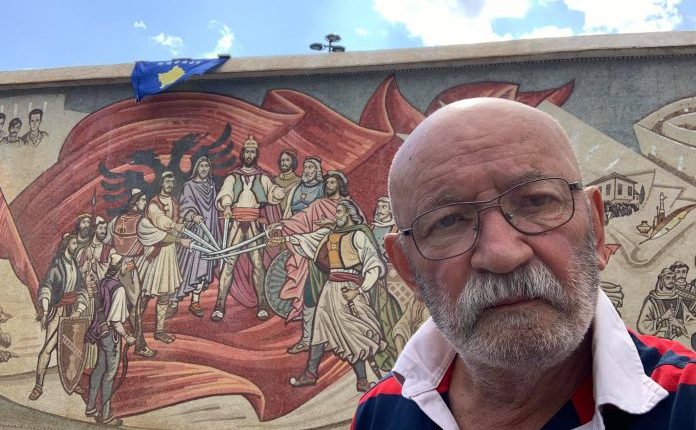 Kryeministri faqezi, s’po i len dhelpnat n’kotec me hi!