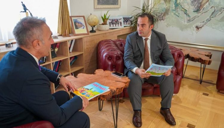 Konvikti i ri studentor në Tetovë, Grubi e Shaqiri njëzëri: Lajm dite, lajm i shumëpritur!