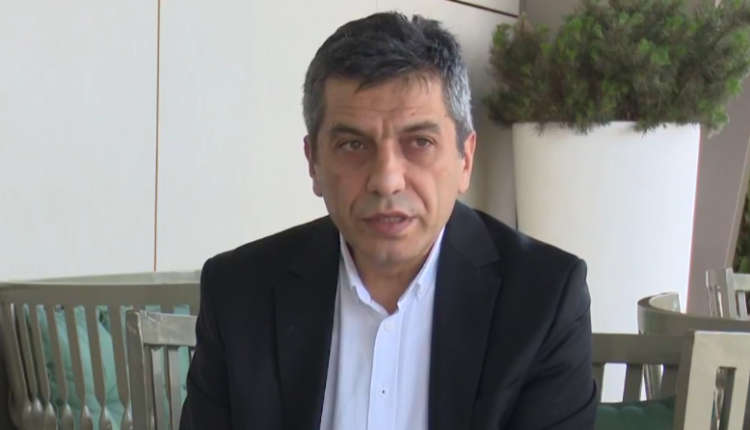 Partia e Izet Mexhitit siguron nënshkrimet për themelimin e Lëvizjes Demokratike